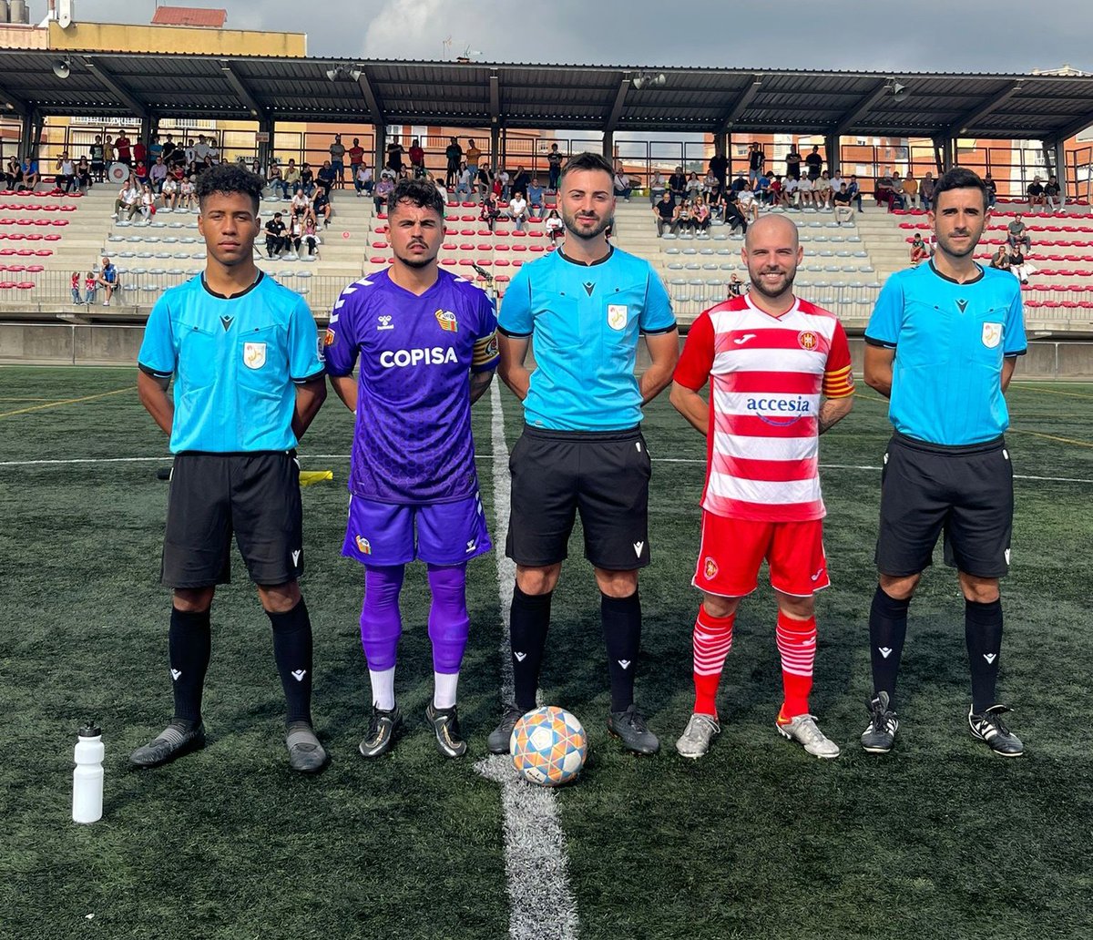udgornal's tweet photo. [PRIMER EQUIPO]

🏆 #2Cat3A | 5a Ja
✅️ @FCSportingGava 0-1 @udgornal
⚽️ Horty 57'

Segunda victoria consecutiva del conjunto de @mikirodriguezz, que se situa en segunda posición de la tabla.

📸 V. Sabatés

#SportingGornal #SomhiGornal #SomHospi https://t.co/PiR3LAa3h4