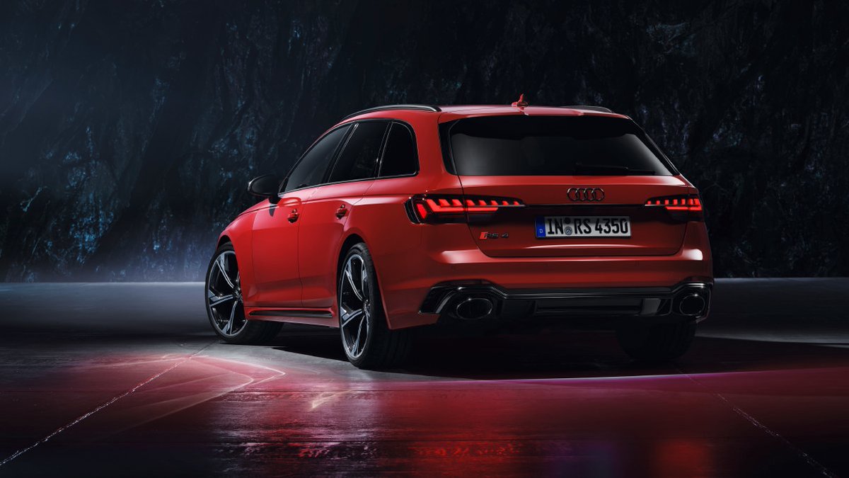 Make every route a shortcut.
 
#Audi #PerformanceIsAnAttitude #RS4Avant