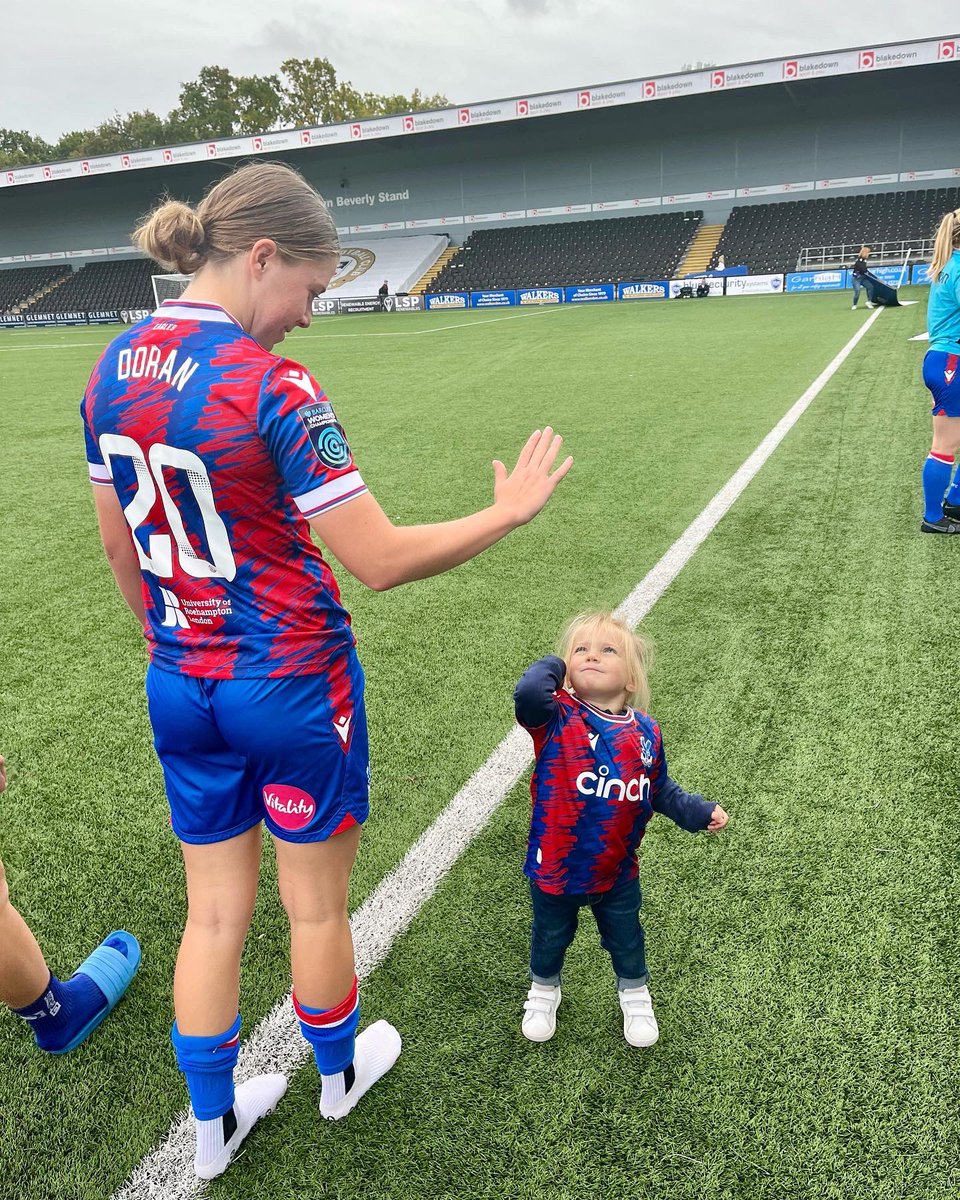 A massive thanks to our incredible fans (especially our youngest fan) for their support today ❤️💙🦅 #CPFC