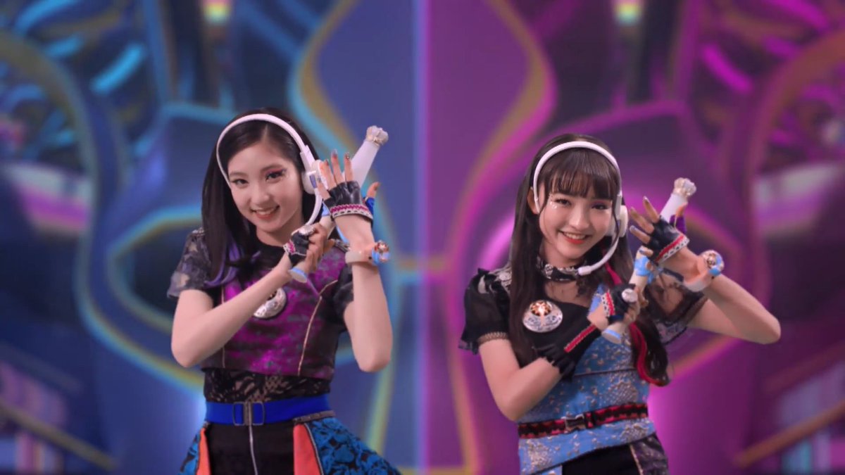 PrettyTrad's tweet photo. ＞Disponible＜
RizSta〜Top of Artists 28
Fun! Fun! Fun! 💜🎶💖
Toutes les semaines en #vostfr
https://t.co/Th4jnWrKch 
https://t.co/dl6ElFRtGt
#rizsta #dance #dancebattle #drama
#リズスタ #ダンス #ダンスバトル #ドラマ https://t.co/QYo1tZkerz