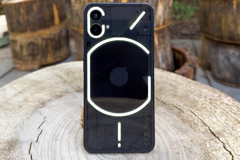 IsoBYTES's tweet photo. El único Android que me ha hecho olvidar el Google Pixel es el Nothing Phone (1) https://t.co/oe9AYL4QOi https://t.co/OYRJxs6EhA