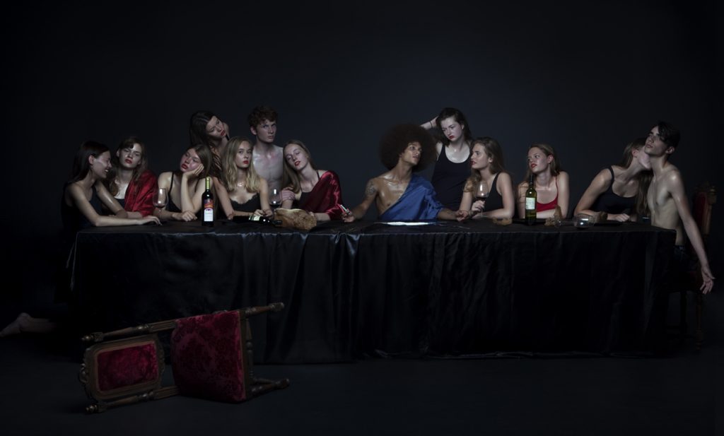 ManuelRuizAdame's tweet photo. Fuentes:
#JennyBoot #Fotografía 7/7 🧵
https://t.co/sYqBhwfHId
https://t.co/q0E58012E2
The last supper https://t.co/cdSuqK2tZo