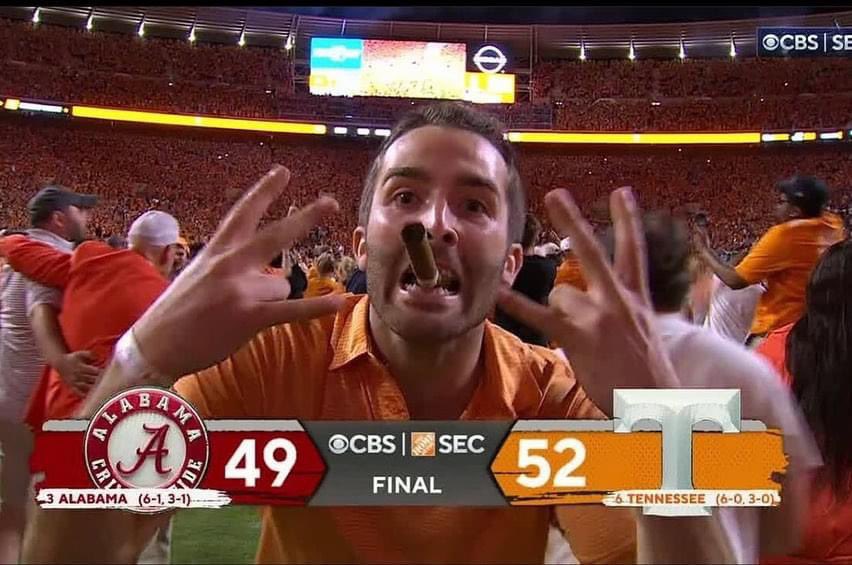 Vol_Football's tweet photo. Third 𝙎𝙪𝙣𝙙𝙖𝙮 in October mood.. https://t.co/zq74cWxPQD