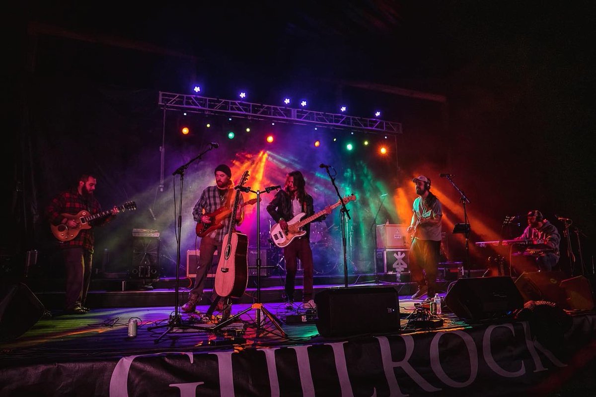 It’s been an amazing weekend! Let’s finish it off tonight at the <a href="/VisuliteTheatre/">Visulite Theatre</a> in Charlotte, NC with @dogsinapileNJ! 🔥⚡️

📸: Rob Roane