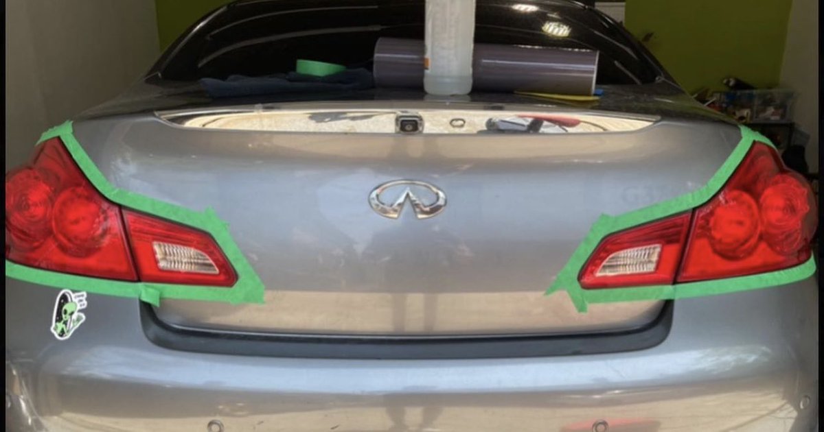 MetaVinylCustoms tweet media