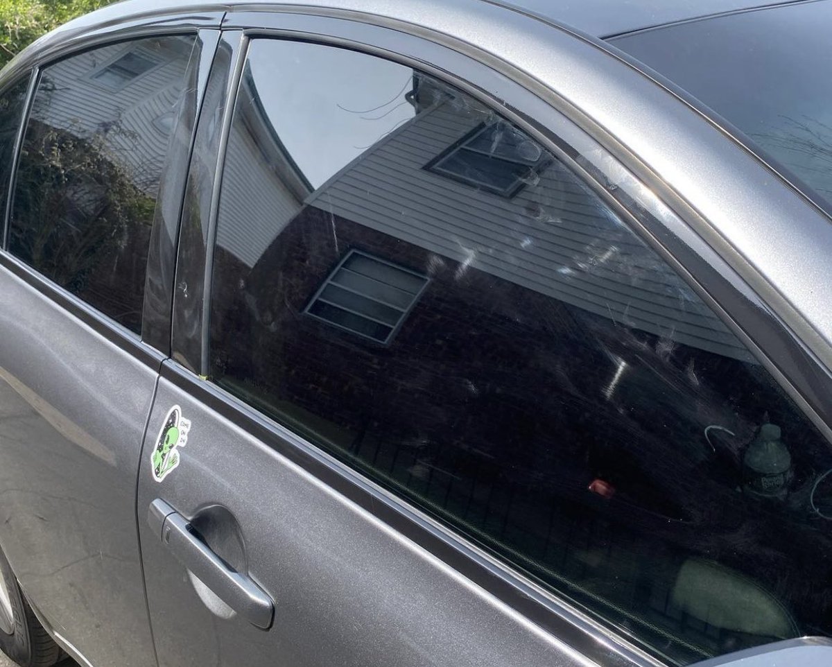 MetaVinylCustoms tweet media