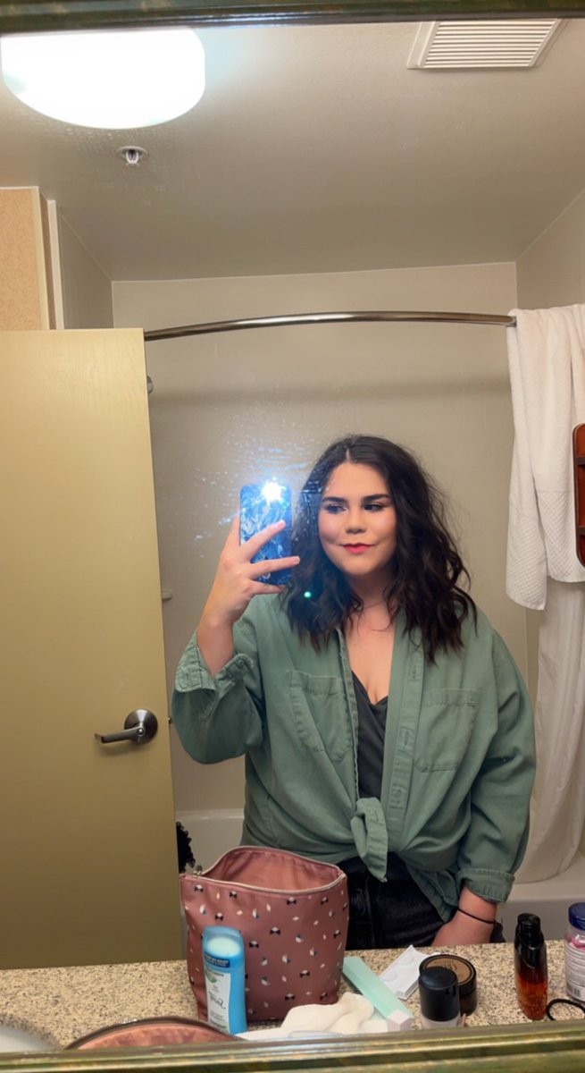 I forgot I had the bird app for awhile so here’s a new pic 🫶