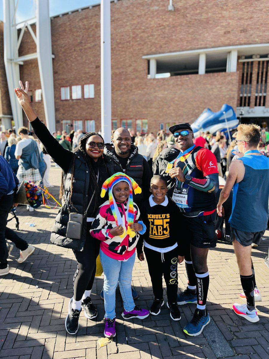 LovenessKhunou's tweet photo. 135 Countries represented today at #TCSAM22 Amazed by the #turnup and good vibes all around! Proud of my brother for finishing #42km in under 5hrs! #TCSAmsterdamMarathon #TCSAM22 #Ilovetorun #masterpiece #running #runnersforlife #HealthyLiving #supportersclub https://t.co/b61wOoatOG