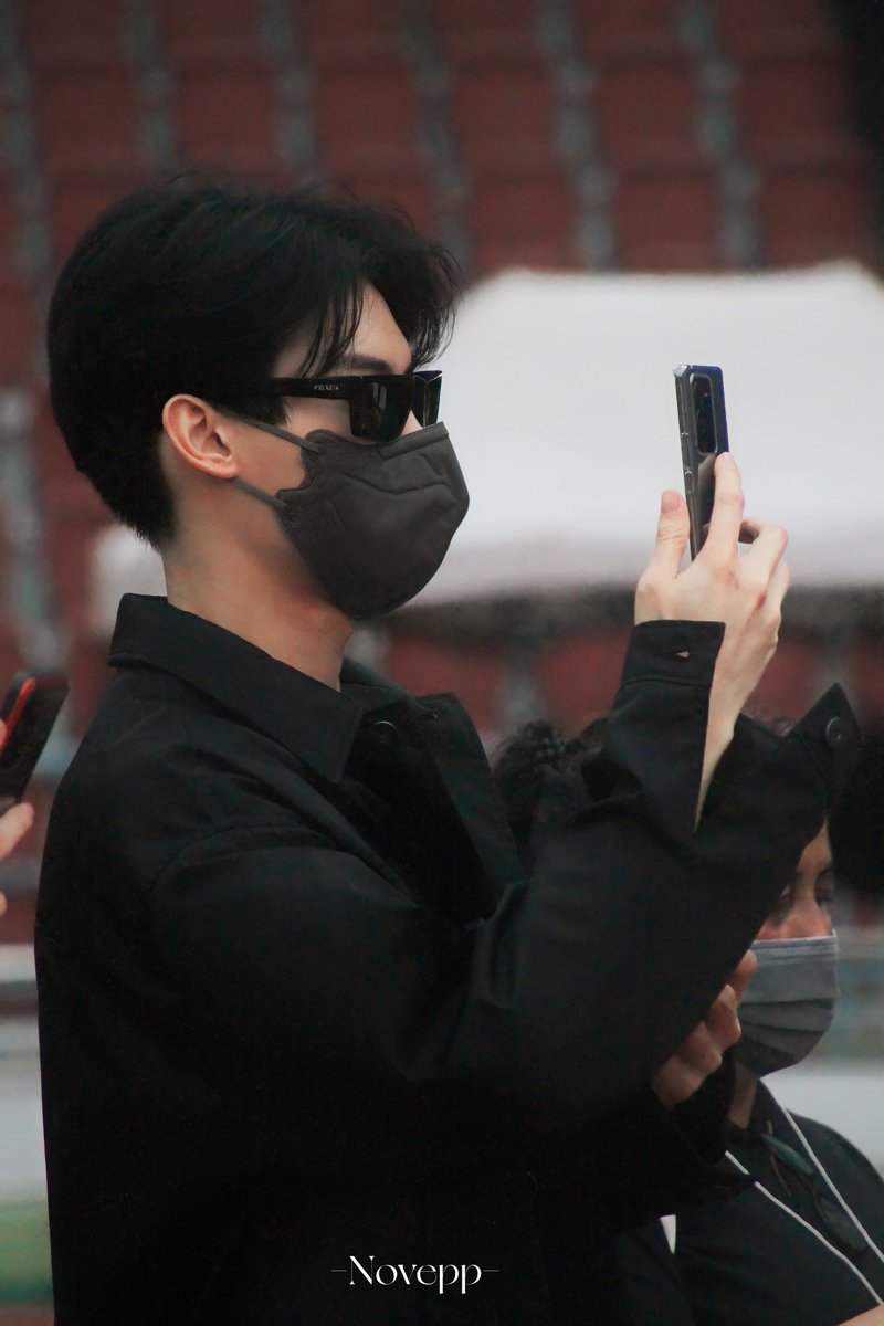 brightmePBai's tweet photo. Its okay to support your boyfriend. Its normal nongWin 🤭

#OCTOPOP2022
#Bbrightvc
#winmetawin 
#BrightWin
#ไบร์ทวิน https://t.co/Td9lQUqyyI