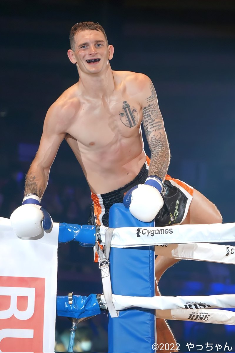 GxR_LFS's tweet photo. “SHARK 🦈”
チャド・コリンズ 🇦🇺

簡単に勝たせてくれない憎き日本人キラーのはずだけど、ナイスガイ✨

試合後にインスタのストーリーズに写真upしたら本人からメッセージが…

『どこで撮った？他にもあるか？』
って嬉し過ぎる😳

 #チャドコリンズ 
 #ChaddCollins 
 #RISE_WS 
 #Strikeforce https://t.co/thUcLJHMFm