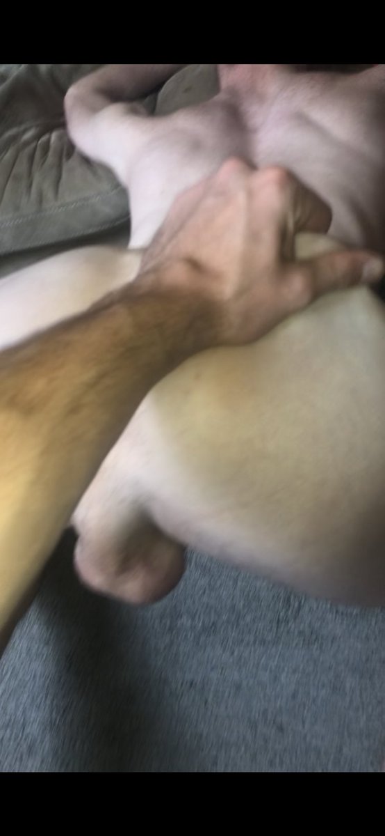 cutebicouple22's tweet photo. Subscribe to see the full video.  Get us 100 RT and we’ll post the full video here 😈 https://t.co/H1NtrotAEp