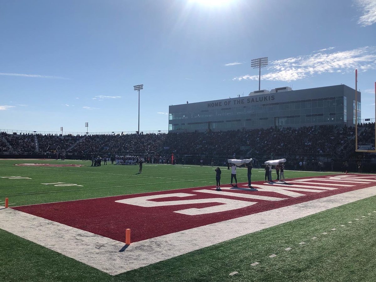 SIUGetInvolved's tweet photo. What a Homecoming game and week it was!! 

BIG thanks to @SPC_SIUC for making Homecoming happen!
We hope students, alumni and the community enjoyed all the fun at SIU the last 6 days!! Until next year! GO DAWGS!! 

#siuhomecoming22 #thisissiu #getinvolved #spc #gosouthern https://t.co/effm0nc6Ie