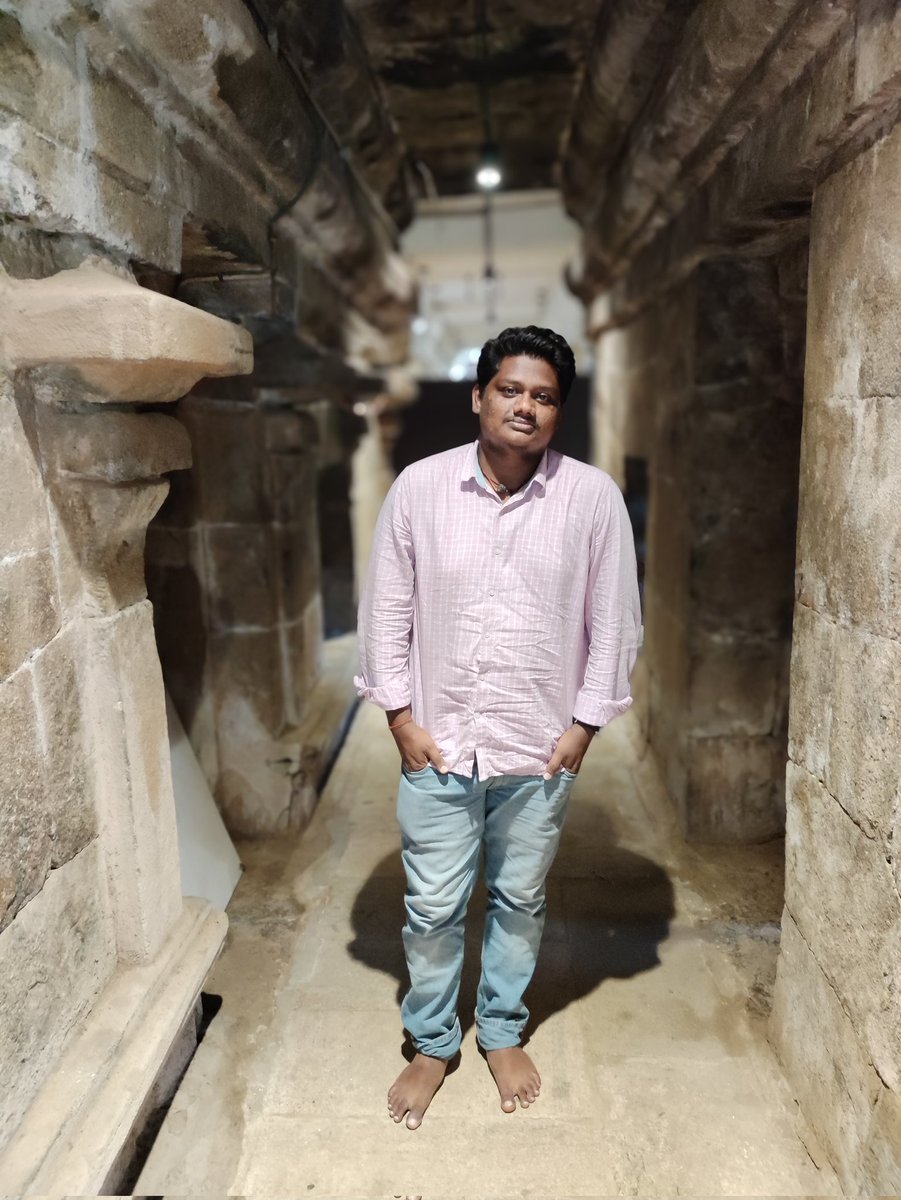 i_am_stm17's tweet photo. Finally 😎😎 #tanjore #bigtemple #bombaysweets #sreeariyabhavan #16thoct https://t.co/EUvBNP7VzV