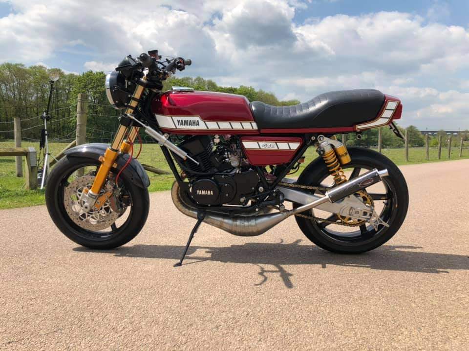 2TRiders1's tweet photo. Yamaha RD400 from #AlanPhillips, rebuilt with first class parts to get her up to 80HP at the wheel, what a machine!
👉 More on Instagram &amp; Facebook 👈
▪️▪️▪️▪️▪️▪️▪️▪️▪️▪️▪️
🚨 2TRiders respects the copyrights from Alan Phillips.
▪️▪️▪️▪️▪️▪️▪️▪️▪️▪️▪️ https://t.co/mOqsHfbK3i