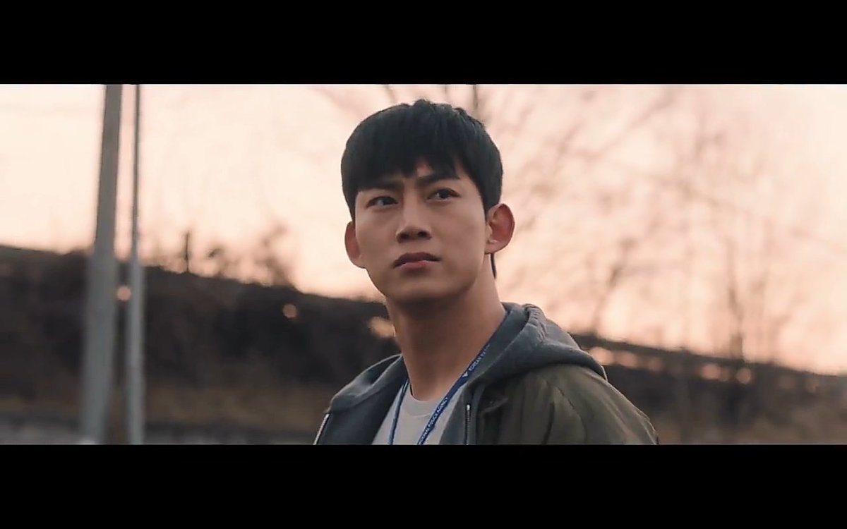 catwonhui's tweet photo. [nw : #BlindEp1 #BlindEp2] 
Started watching #Blind! I love this kind of genre for Kdramas. it’s sooo interesting so far.  

how the fvck can there be a plot twist AT THE FIRST EPISODE?!? that was so out of nowhere 
#Taecyeon #HaSeokjin #JungEugene https://t.co/8eD9azd6Se