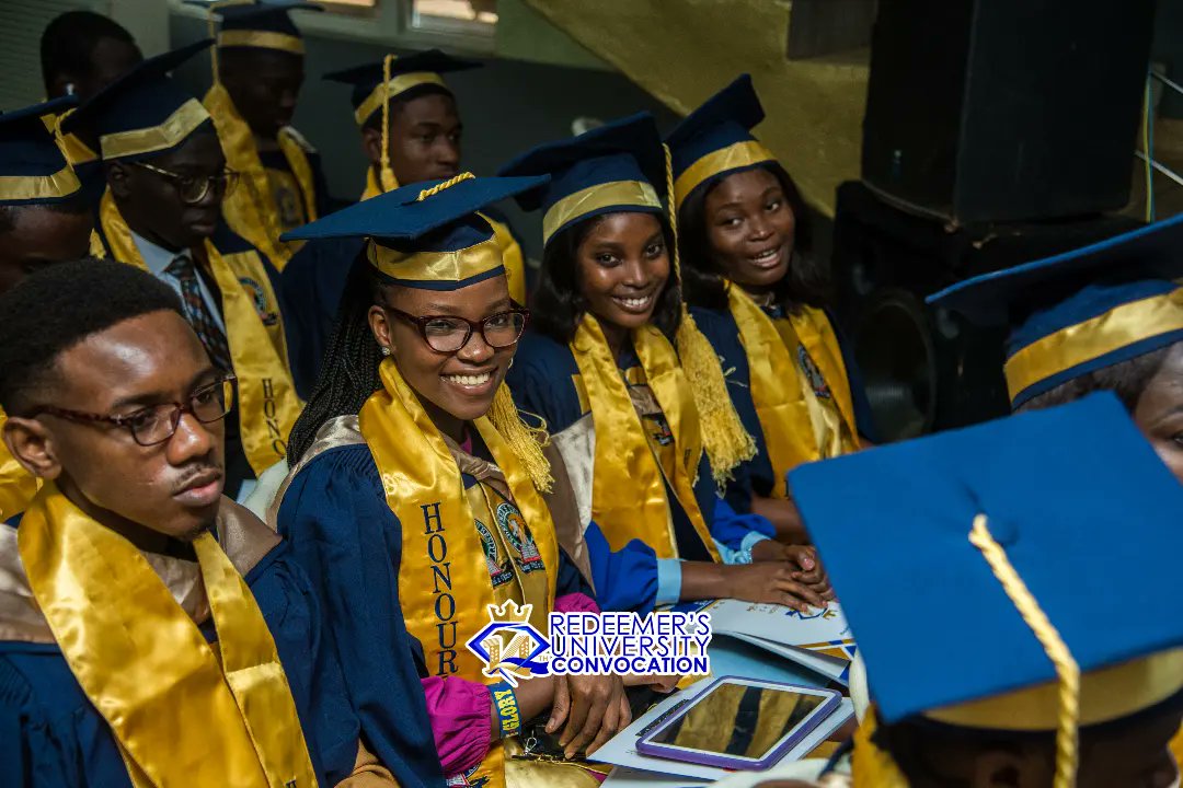 RedeemersUni's tweet photo. Cross section of graduates at the 14th Convocation Ceremony.
#Redeemersuniversity
#Insiderun
#14thconvocation
#convocationceremony https://t.co/qMPU08kuP5