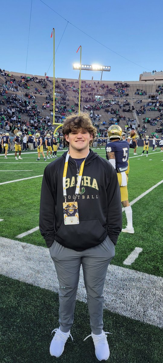 Jack Bleier (@jackbleier1) on Twitter photo 2022-10-16 14:46:58 Thank you @NDFootball for the visit. Had a great time @RecruitingBasha @zaiturner @CoachAlGolden @PrepRedzoneAZ @ByKyleKelly @MackenzieZanow @bangulo @adamgorney @ChadSimmons_ @BrandonHuffman Thank you @NDFootball for the visit. Had a great time @RecruitingBasha @zaiturner @CoachAlGolden @PrepRedzoneAZ @ByKyleKelly @MackenzieZanow @bangulo @adamgorney @ChadSimmons_ @BrandonHuffman