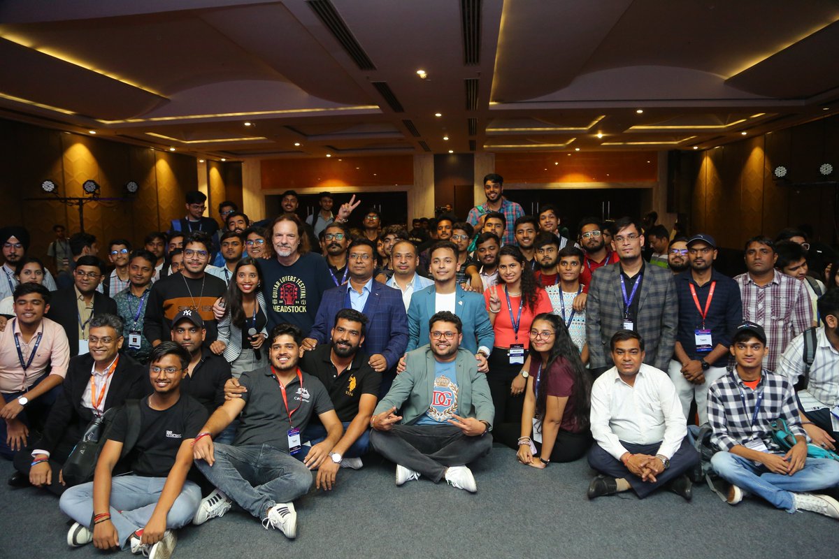 That's a wrap-up for #BCrypt22 India Web 3.0 Roadshow. Team #BCrypt comes up on stage for a group picture. We would like to thank all attendees, speakers, and sponsors for making this conference a success.
Hope to see you next year!!!

#CSharpCon22