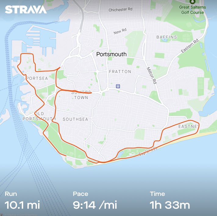 SarahSharp2's tweet photo. Great South Run - fantastic turnout as always. Proud to wear my club vest again for this one. Great support out on the course @IOWRR #sundayrunday #runhappy #southseasunshine https://t.co/5luyvsNiIm