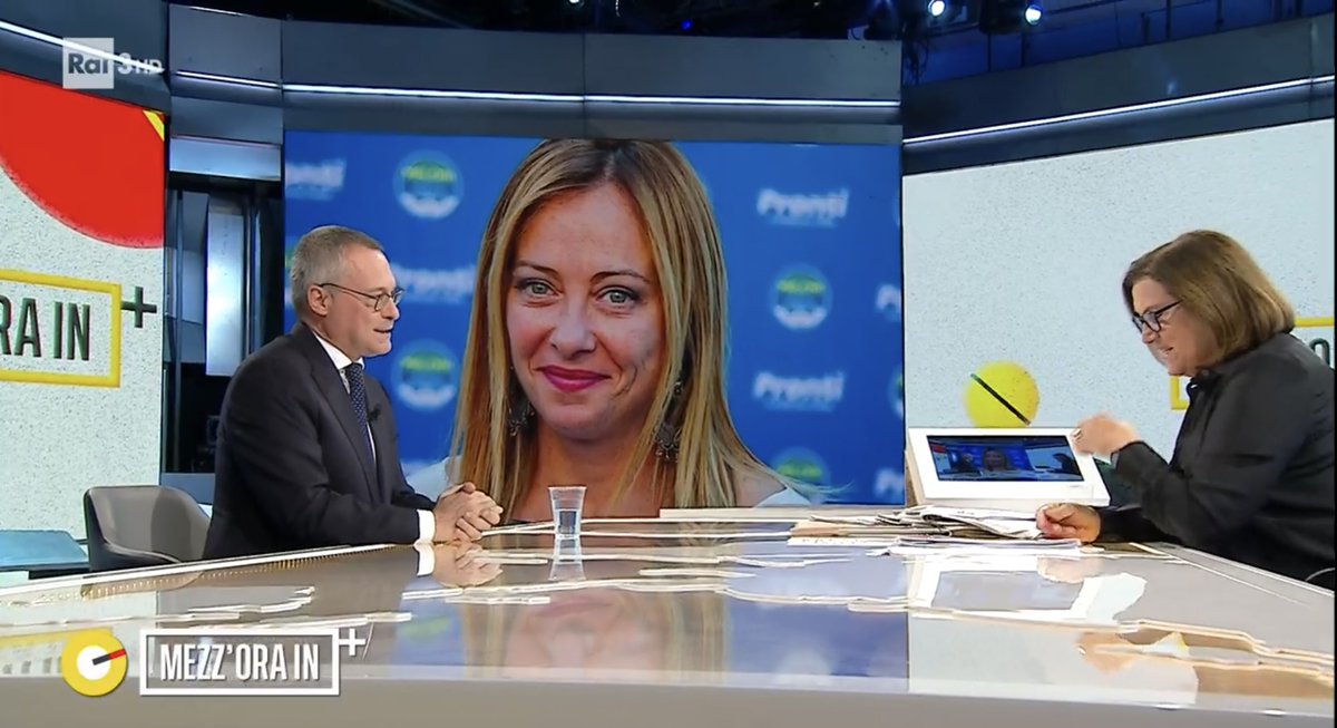 CarloBonomi_'s tweet image. Auspichiamo di avere al più presto un governo 🇮🇹 con Ministri autorevoli e competenti per affrontare con urgenza l’emergenza del caro bollette che colpisce #imprese e #famiglie italiane @Mezzorainpiu @RaiTre #mezzorainpiu #IlCoraggiodelFuturo