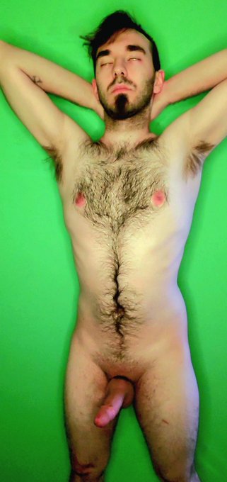 5 spots left boo, grab the 70% off deal before Midnight tonight!

https://t.co/VkFdJDeX5R

#HairyNSFW