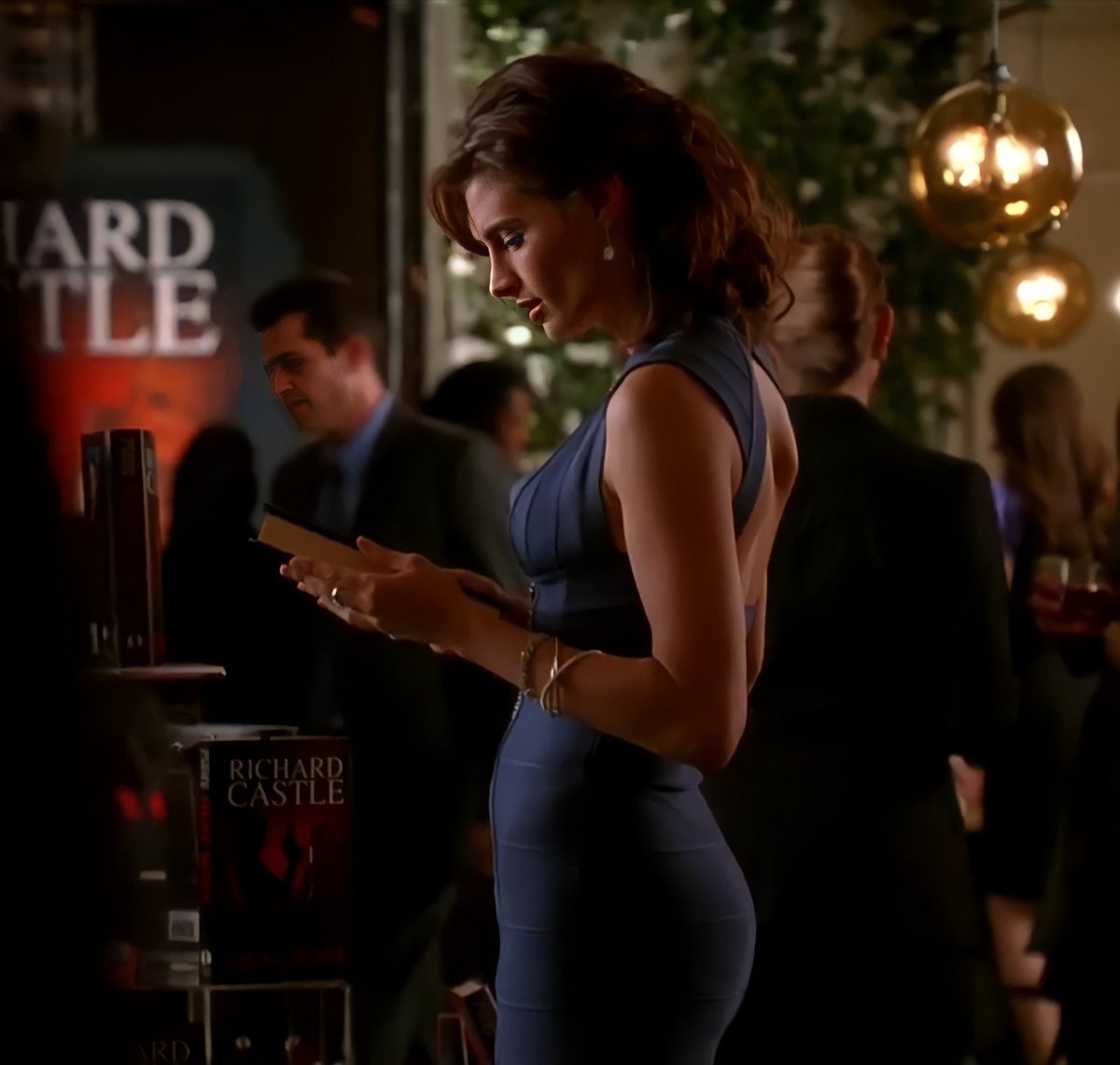 CastleFan09's tweet photo. Season 2 - Kate Beckett ❤️❤️ https://t.co/Wn8AOfGZRW