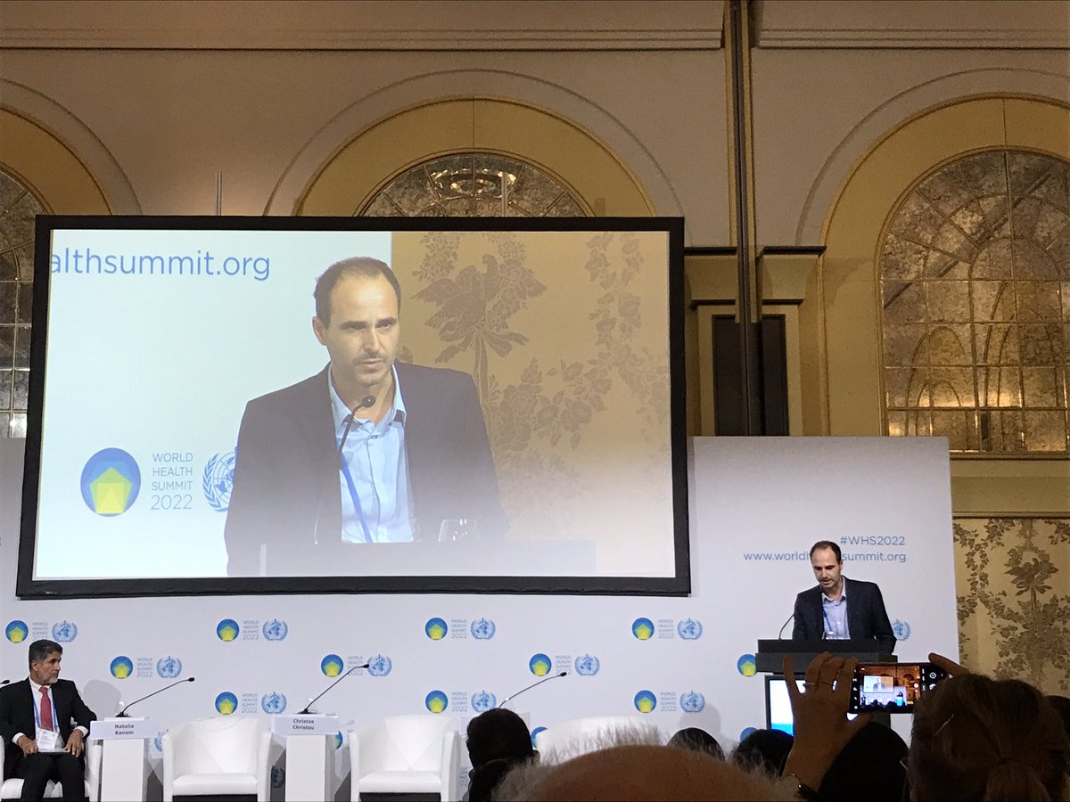 Time and time again, it is #civilians who are bearing the brunt of violence and the ones at the same time performing heroic acts of #solidarity for #humanity. <a href="/MSF/">MSF International</a> #WHS2022 #time #CT #IHL #attacksonhealthcare #stopwars #stopattacks #humanitarian #humandecency #accessforall