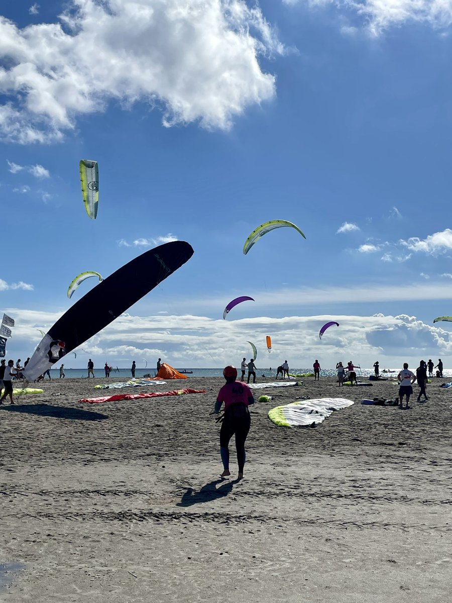 AlanBaser's tweet image. Wonderful week judging at the Formula Kite World Championship here in Sardinia 🇮🇹 The finals ended on a high in glorious sailing conditions.