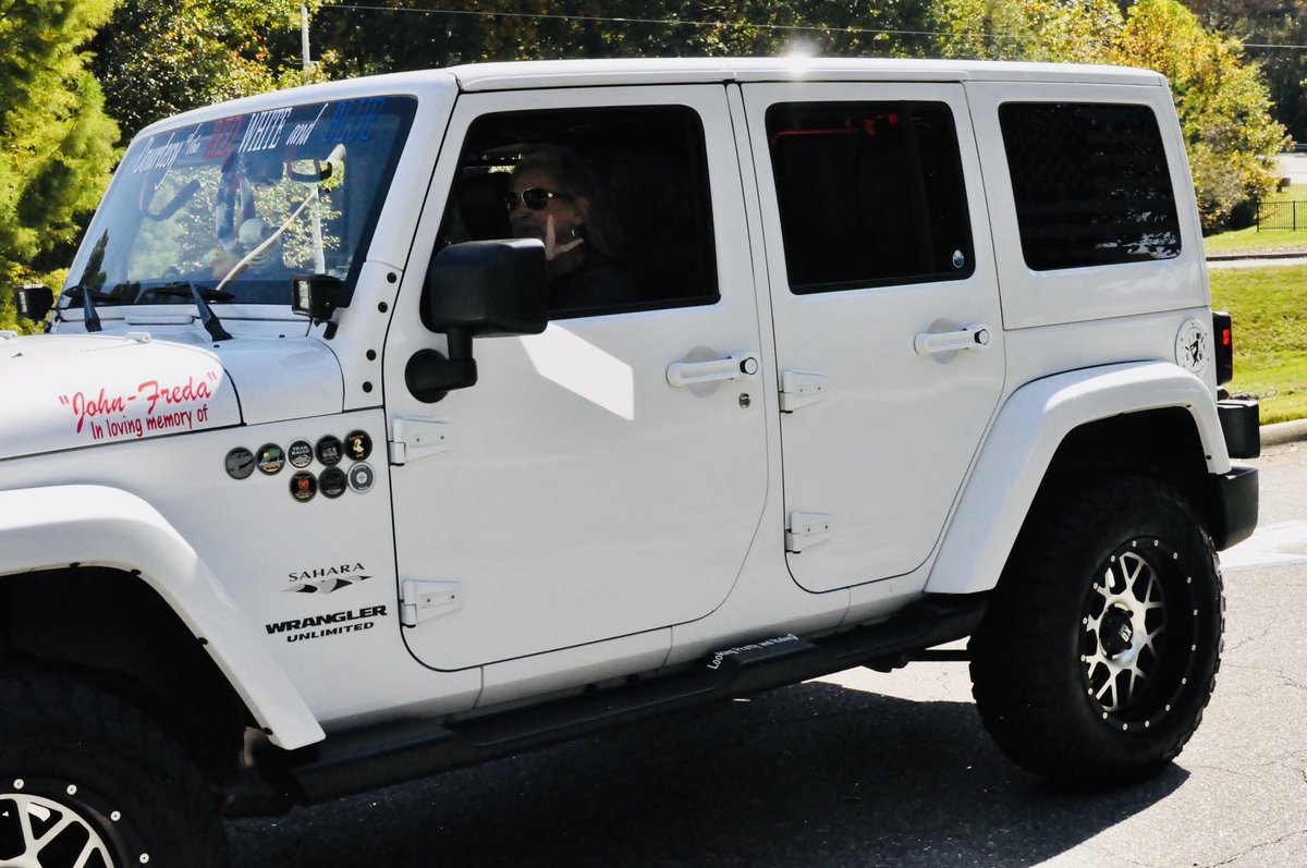 My first show & shine. Just Jeeping 4 a cause, Love Like Lauren. Like I said it’s not just a JEEP, it’s a life style.#Jeep #jeepgirl #jeepmafia #jeepgirlmafia #jeepwrangler #hairinthebreeze #NCJeepgirl #LLL #JustJeeping #fightchildhoodcancer #cancersucks #countryroadstakemehome