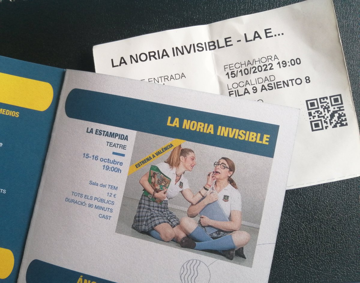 Que suerte estar de gira en Valencia y coincidir con <a href="/estampidateatro/">LA ESTAMPIDA TEATRO</a> y su brutal "La Noria invisible". Por fin he podido verla. Una maravilla, trabajazo <a href="/belenponcedeleo/">Belen Ponce de Leon</a> #olgarodriguez @TRONCOSO__ @teatreelmusical 🙌🙌🙌