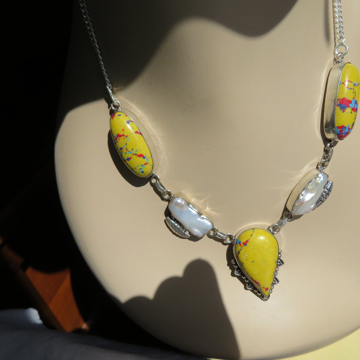 sobertj's tweet photo. Excited to share the latest addition to my #etsy shop: Sterling Silver 925 Handcrafted Mosaic Jasper & Biwa Pearl Necklace 18" Long, Weight 34 Grams https://t.co/RYnd4nO8F7 #silver #pearl #925sterlingsilver #labmosaicjasper #labbiwapearl #hallmarked925clasp #sterlingsi https://t.co/QgPm9fiLaw