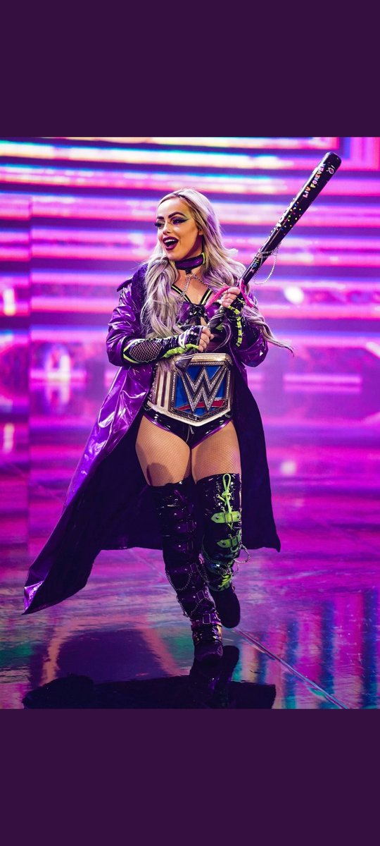 LANDsGal28's tweet photo. @YaOnlyLivvOnce Hahahahahha Yeah everyone can think twice before questioning if you have IT or not!! #QueenOfExtreme #StillOurChamp
@kimberlasskick πΈ https://t.co/lhoPUHOXmk