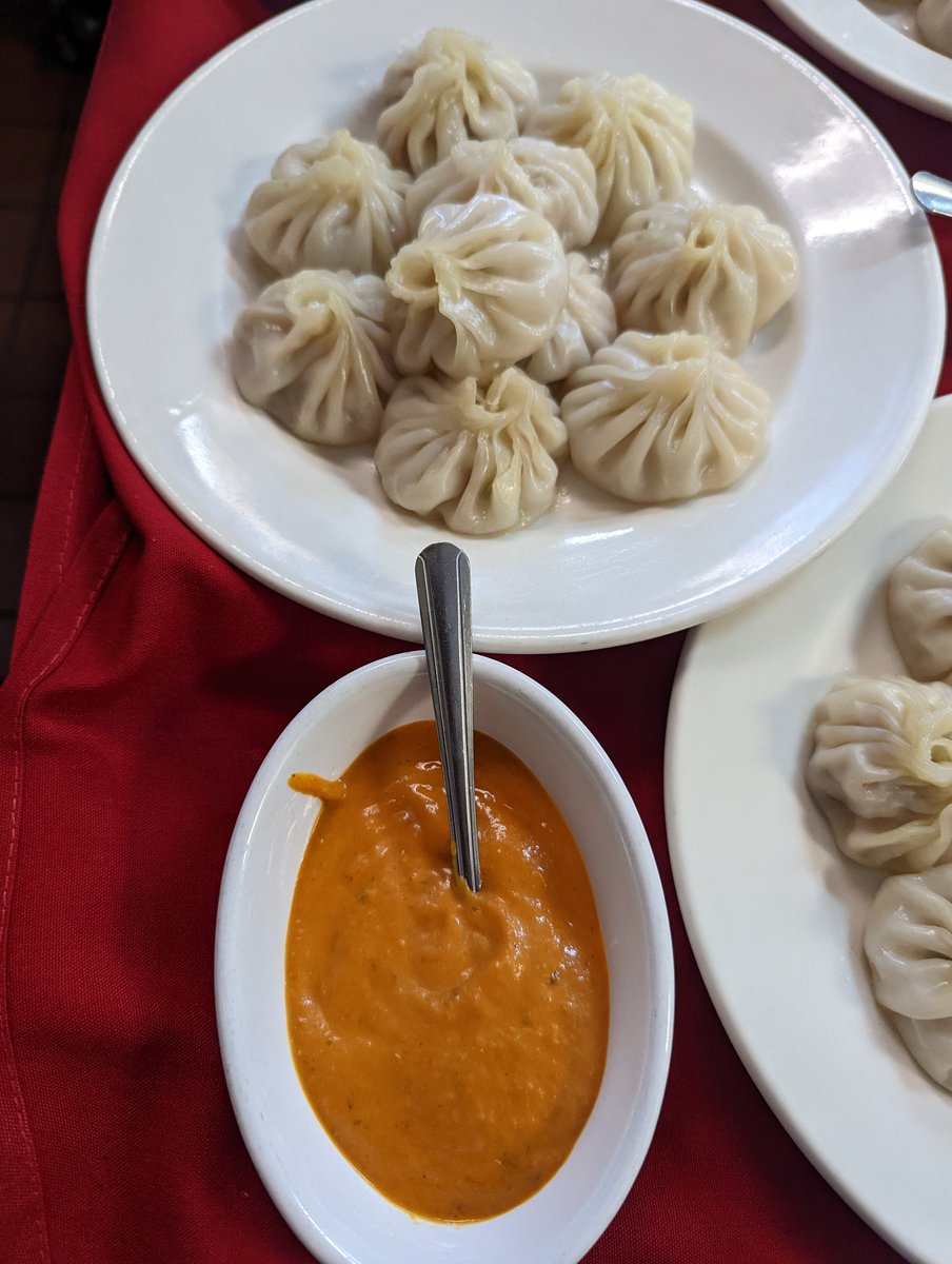 nepalicook's tweet photo. मलाई यो मःमः बनाउन बाध्य गरेकोमा धन्यवाद छ @kandelnirmal डक। सार्है नै मिठो भो। 🤤
#nepalimomo #nepalifood #momo https://t.co/gI05XOpyGP