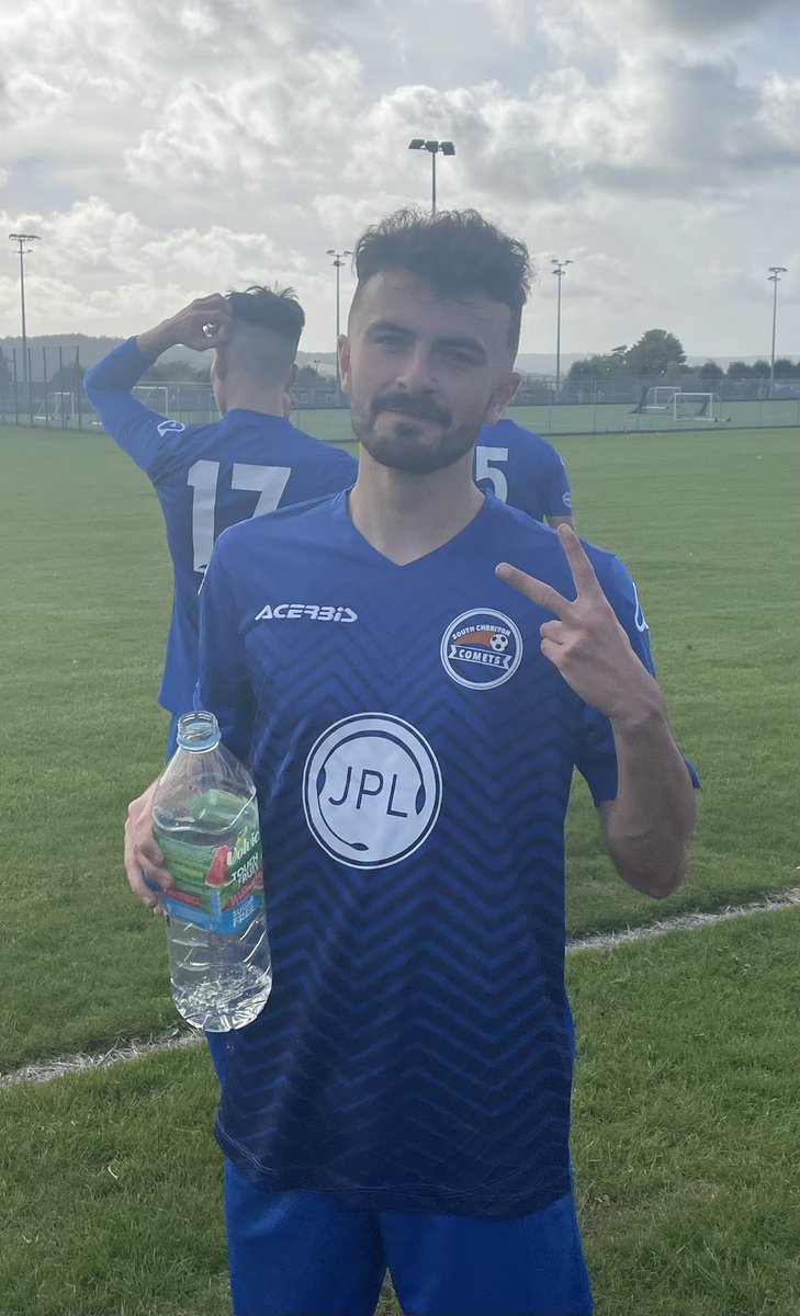 🚨Erling Haaland’s cousin Albert Braut Haaland plays with Norwegian Bran: 37 matches - 64 Goals

He is 18 years old 🔥🔥🔥