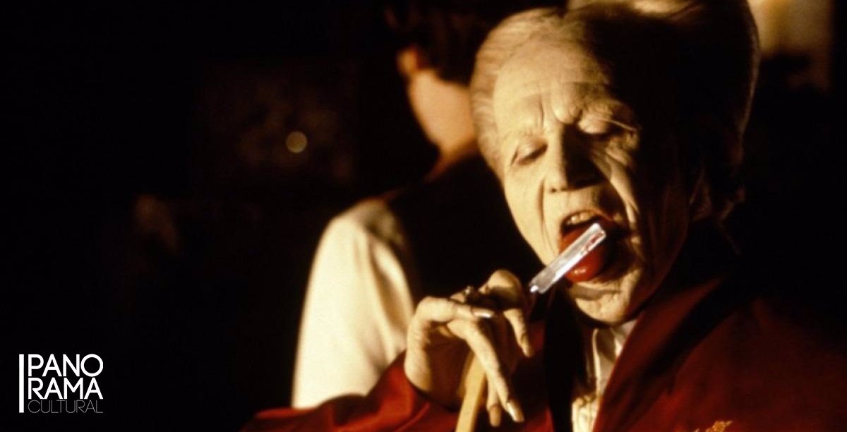 PanoramaCultur's tweet photo. #CINE La historia de un príncipe rumano que se transformó en vampiro para vengarse de Dios por la muerte de su amada. Por su 30 aniversario, desde el 27 de octubre en #UVKMulticines: #Drácula de #FrancisFordCoppola. Con #GaryOldman, #WinonaRyder, #AnthonyHopkins y #KeanuReeves. https://t.co/eEc8TiXWsd