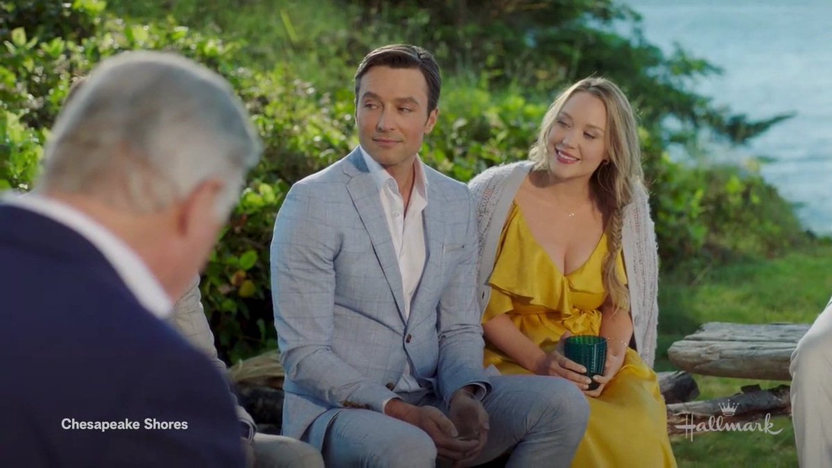 teamchessies's tweet photo. What's happening with #Javid?? @Carlo_Marks

@hallmarkchannel @SCHeartHome @DPaulsonProds #ChesapeakeShores #Chessies #ChesapeakeChristmas #MoreObriens https://t.co/ChlJ6auuwM