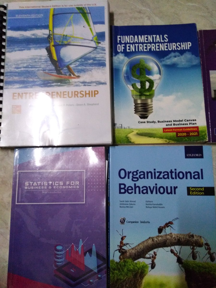 humaira_liyana's tweet photo. BOOKS TO LET GO✨✨
All price include postage, can dm me for more details✨
@bukusenior #bukuuitm #uitmbooks #UiTMdihatiku #bukusenior #uitm #uitmstudents #AM110 #AM228 https://t.co/eShaUEWiW1