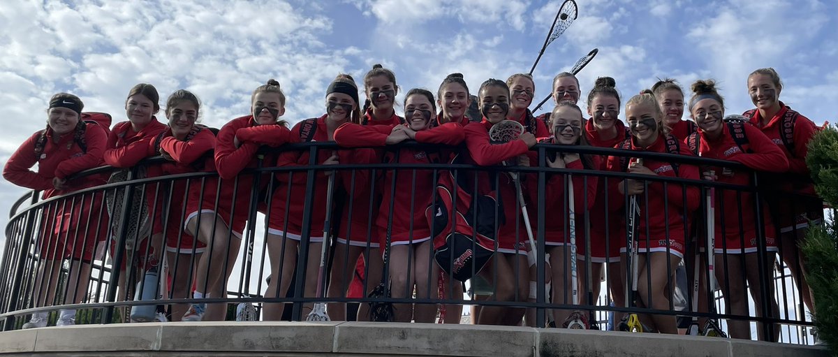 LaxGuy1's tweet photo. @TeamOntarioLax U17 Girls getting ready to take the field against Team USA @BrogdenCupLax Sparks, Maryland @USALacrosseMag https://t.co/S91ofOHcPV