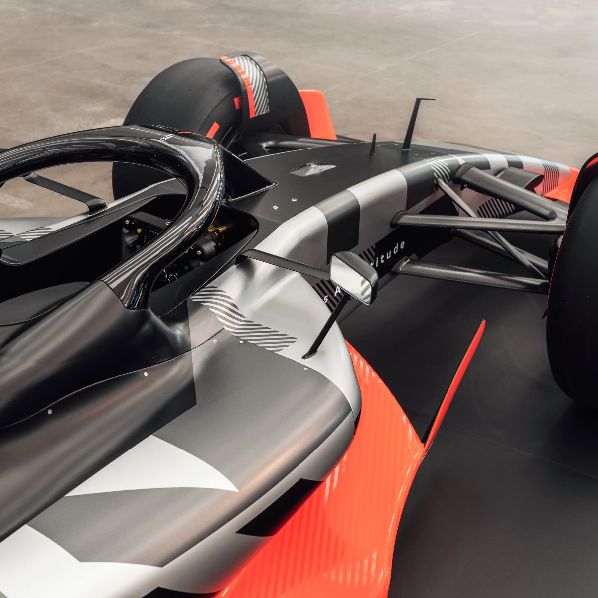 audispain's tweet photo. El progreso no es más que esa pasión por siempre llegar más lejos. Hoy, junto a la #ComunidadAudiSport, hemos descubierto una vez más nuestro nuevo Audi para la @F1.  #Audi #PerformanceIsAnAttitude #F1 https://t.co/mI6qTfqfJg