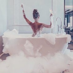 fireaddiction's tweet photo. Sunday bubbles. 

#SundayBubbles #Rp #RoleplayRP #Roleplay #Sexrp #Lewdrp #Dirtyrp #SeductiveSunday #popmybubble https://t.co/mGZtqhLhMC