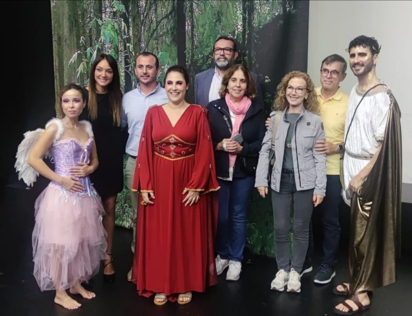 font_mach's tweet photo. Ahir, vam gaudir amb #OrfeoEdEuridice de #Gluck a @lamistat de Premià de Mar. Felicitats @MrJimenezDiaz @AnapucheSoprano moltes ganes que estigueu a Mataró aviat. A veure si és possible @matarocat, gent de casa. https://t.co/BqU671Q4Lm