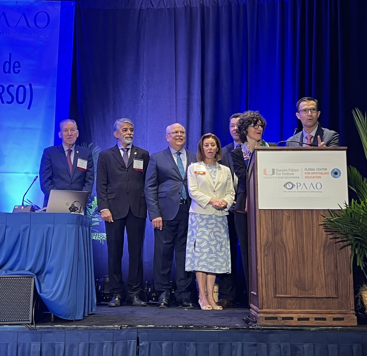 Kicking off the <a href="/BascomPalmerEye/">Bascom Palmer Eye Institute</a> <a href="/CampusPAAO/">Campus PAAO</a> 2022 Interamerican and Panamerican Ophthalmology Course (CURSO) 🤩 co-directed by our founder Dr. Guillermo Amescua