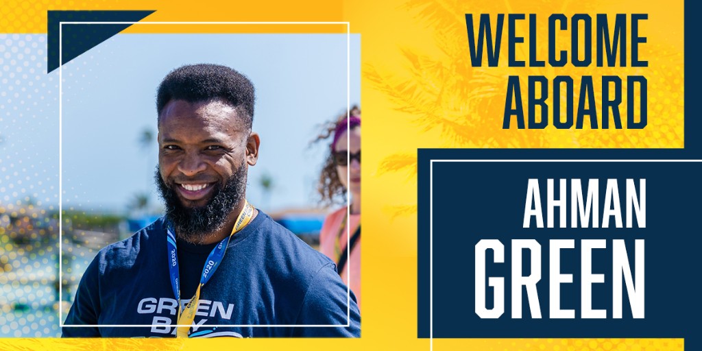 LegendsGreenBay's tweet photo. The Legendary Lineup continues... Ahman Green will be returning this year! Book your cabin today to get the chance to meet him on the Legends of Green Bay Cruise in 2023. @AhmanGreen30 

https://t.co/NoP0MS0Wxm

#LegendsofGreenBay #AlwaysLegendary #LegendaryLineUp #AhmanGreen https://t.co/o1XgxW5GHE