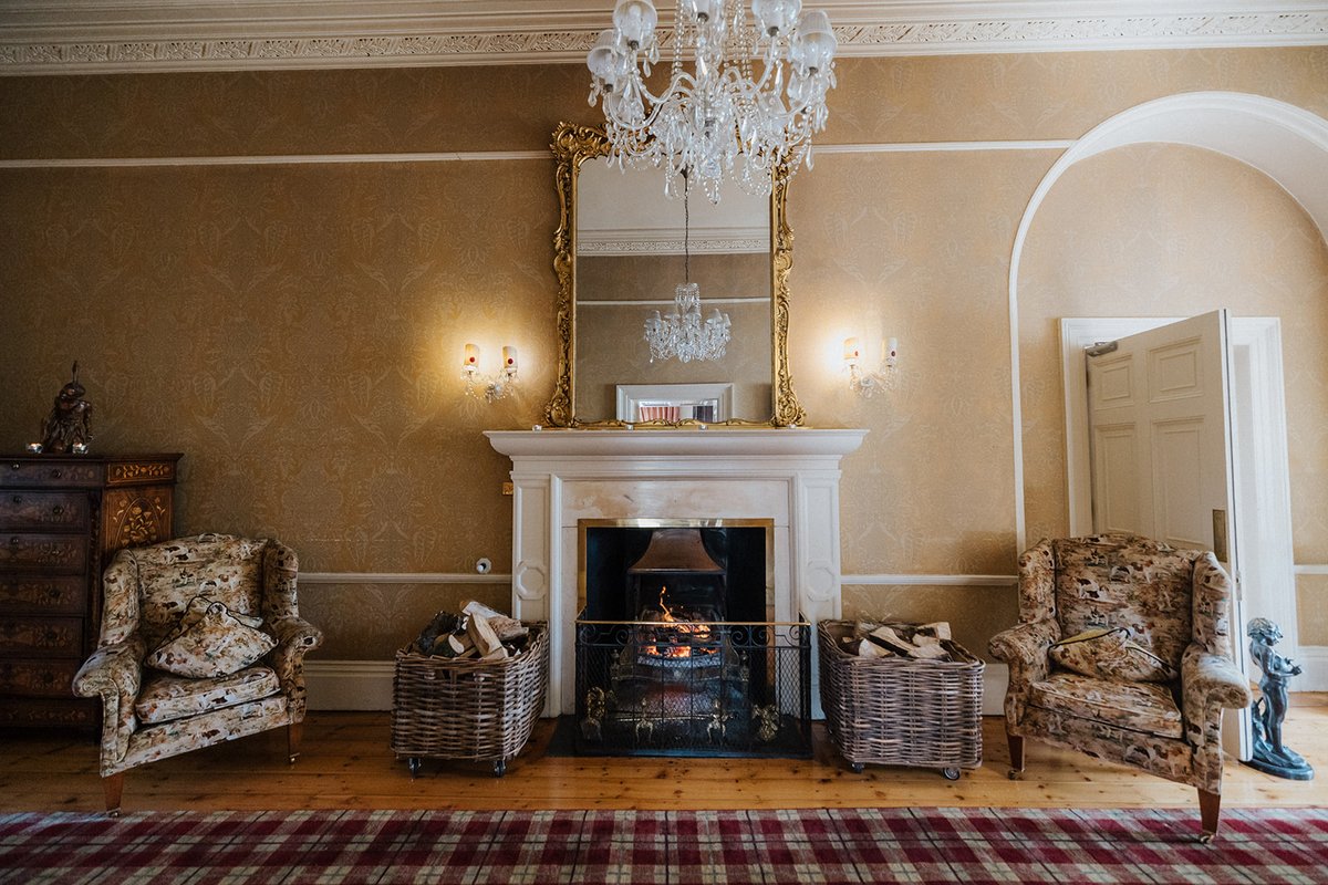 Tankardstown's 18th Century Manor House boasts large open fireplaces across several opulent reception rooms.

There is nothing more warm & welcoming as you take shelter from the cold 🔥

#tankardstownhouse #experiencetankardstown #warmwelcome #irishcountryhouse #irelandsbluebook