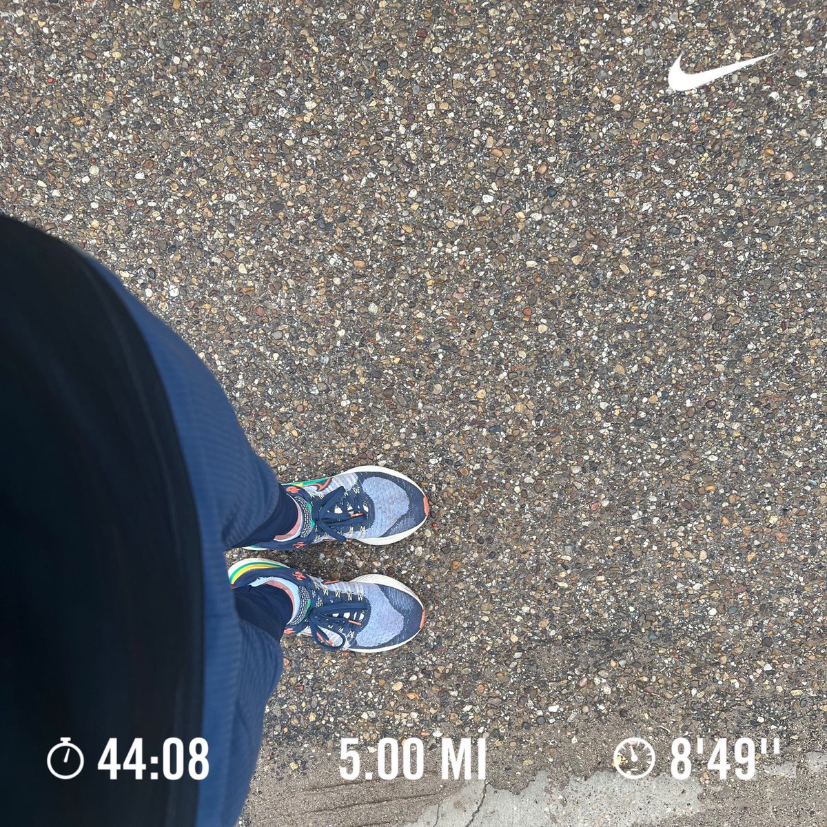 sean110423's tweet photo. 8K on a cloudy and windy morning. Ran 5.00 miles with Nike⁠ Run Club #JustDoIt #nrc #coachesruntoo #8K #fallrun https://t.co/kZD0TH7yo1