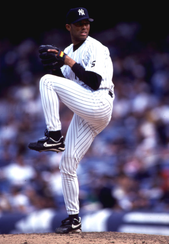 baseballhall's tweet photo. #OTD in 2003, four future Hall of Famers played in ALCS Game 7. Mike Mussina and Mariano Rivera of the Yankees each threw three shutout innings. Boston’s Pedro Martinez allowed one run in six innings and David Ortiz homered. New York won 6-5 in the 11th. 

https://t.co/H3UhLGg9NP https://t.co/mvIy2YzWDm