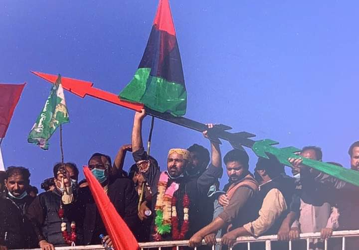 LalaMuradKhan's tweet photo. Congratularions Chairman Sb @BBhuttoZardari

تم ہو فرون تو موسیٰ بھی ضرور آئے گا !!
زندآباد موسیٰ گیلانی اور گیلانی خاندان💕
#MultanBhuttoKa #TeerPayThappa https://t.co/H57wgU2NtF