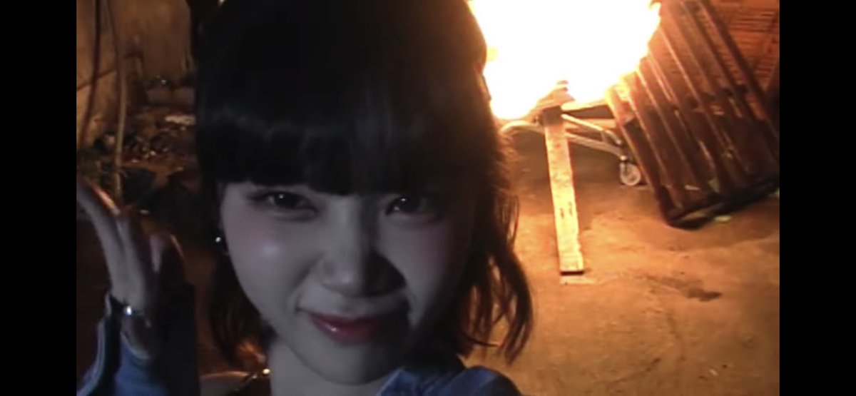 chuugukkie's tweet photo. remember this girl? this us her now

#LESSERAFIM_ANTIFRAGILE #LE_SSERAFIM #ANTIFRAGILE https://t.co/RMWga3WOCK