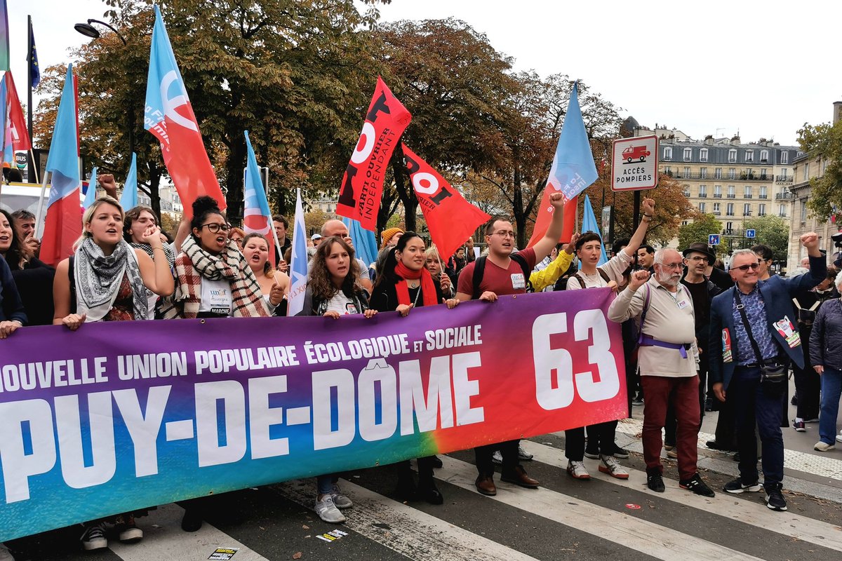 A_Coskun_'s tweet photo. 🔴 Immense succès pour la #Marche16Octobre avec 140 000 personnes mobilisées contre la vie chère, l'inaction climatique et la réforme des retraites.
✊  Nous sommes le nombre et la force. L'unité populaire est la solution à la crise !
#LaMarche https://t.co/uYg0ZlMk1p