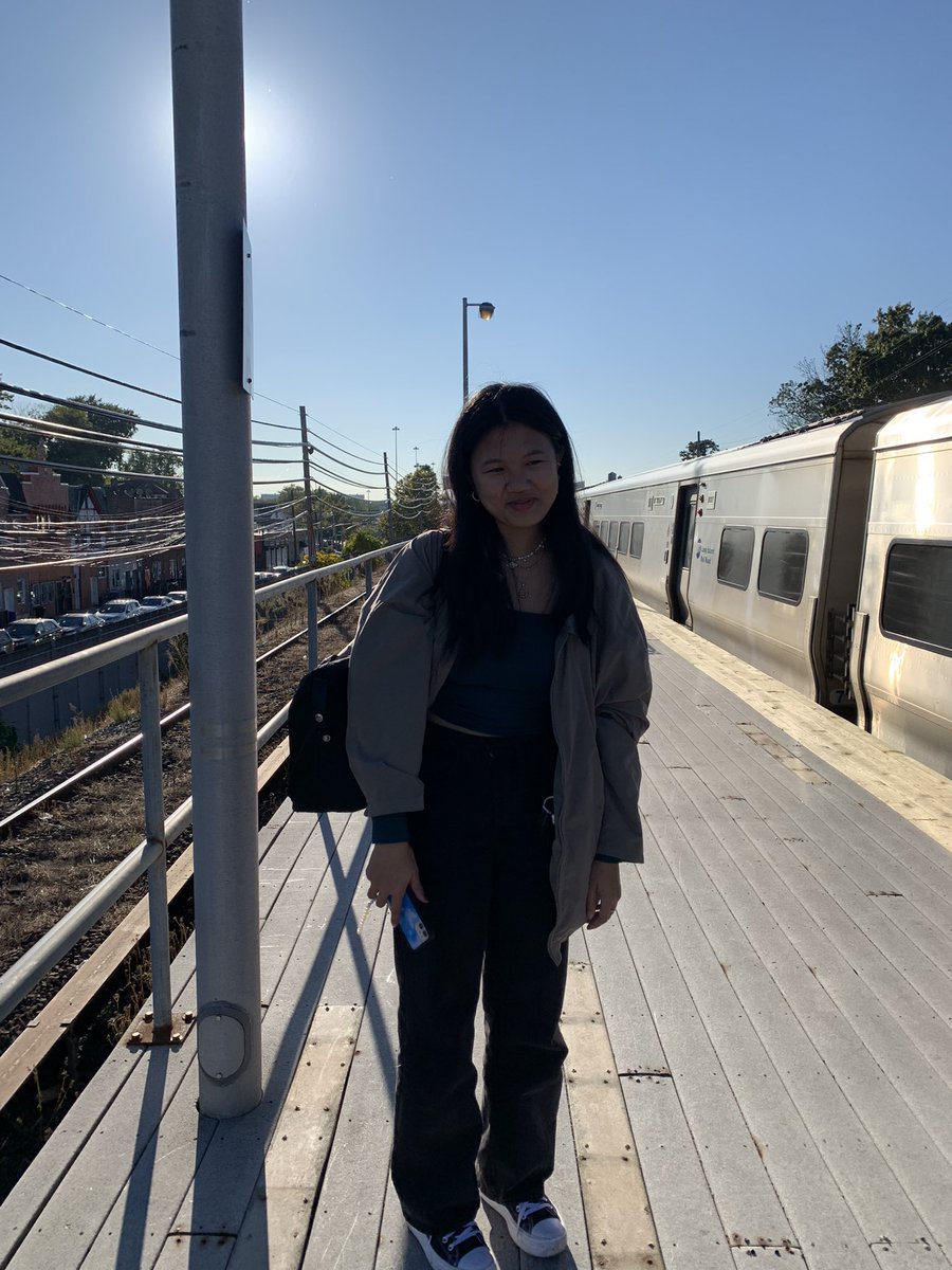 8vSknytw's tweet photo. #FlyHighwithSky #MrPI2022 pov you’re us and u got on the wrong train https://t.co/83hIwBnwz3